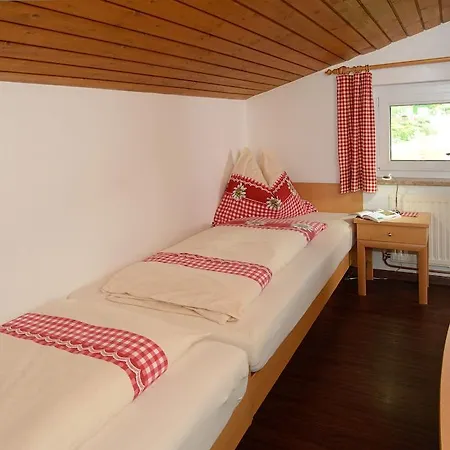 Gastehaus Anna Pensión Sankt Martin am Tennengebirge